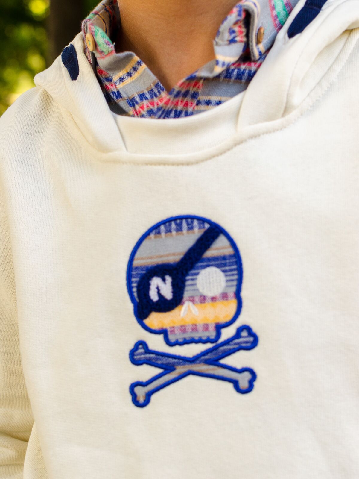 SUDADERA BEIGE PIRATA 