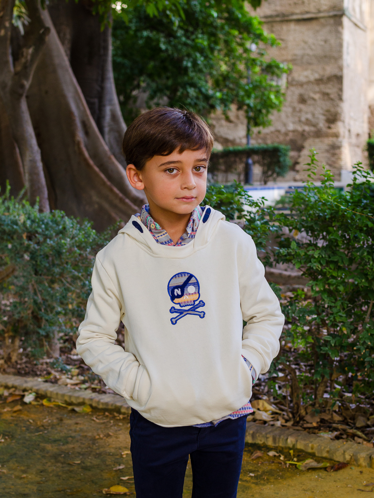 SUDADERA BEIGE PIRATA 