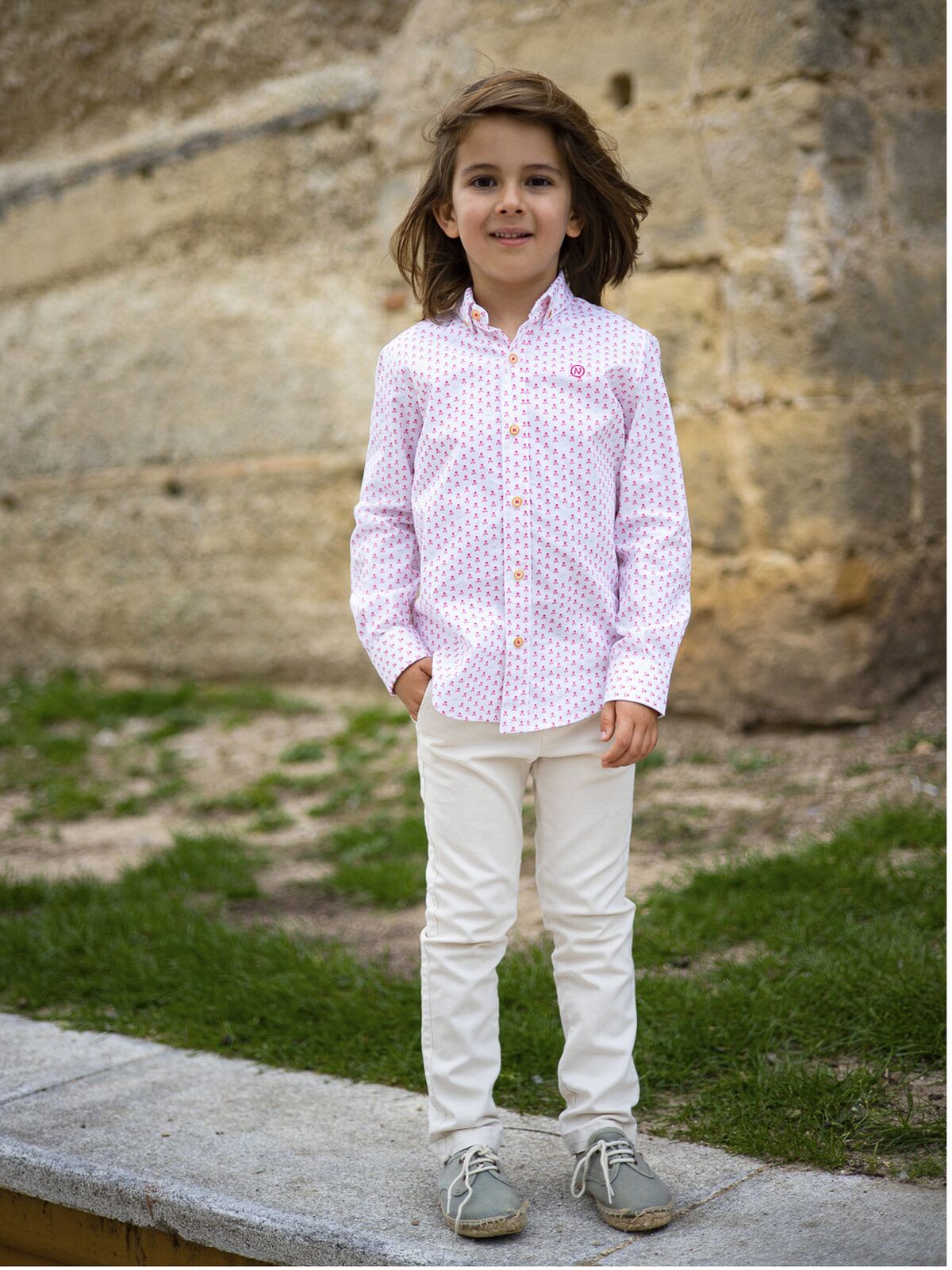 CHILDREN'S SHIRT WITH SMALL RED SKULLS